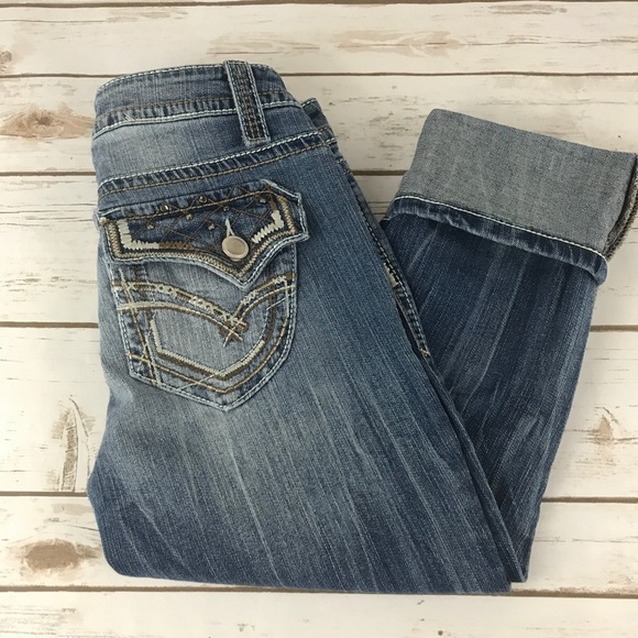 No Boundaries Jean Capris - Picture 3 of 5